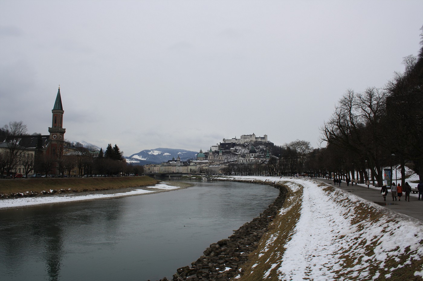 http://images19.fotki.com/v286/photos/2/243162/8488810/Salzburg1-vi.jpg